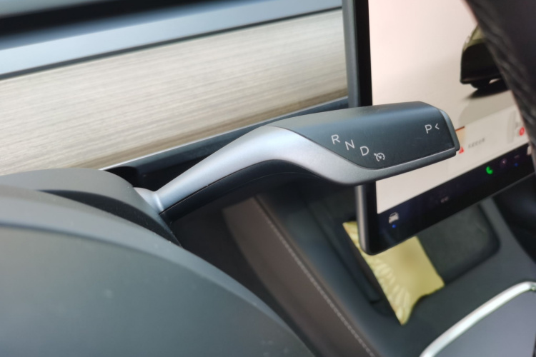 特斯拉 Model Y 2022款 后轮驱动版局部细节18