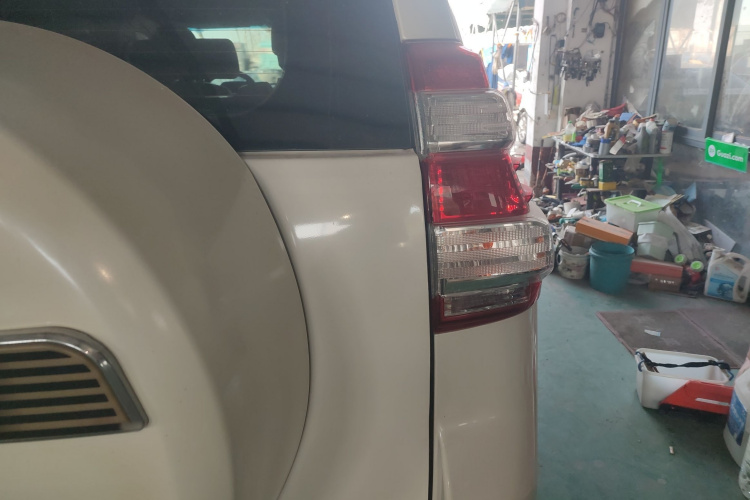 丰田 普拉多 2016款 2.7L 自动标准版车身外观6006