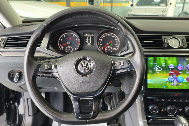 大众 帕萨特 2016款 280TSI DSG尊荣版中控内饰13