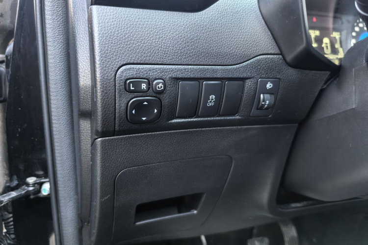 东风风光 风光580 2016款 1.8L 手动舒适型局部细节9007