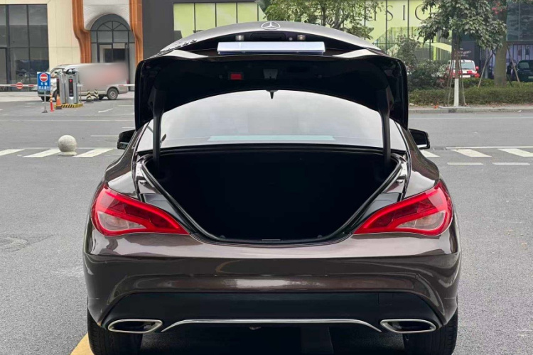 奔驰CLA 2016款 改款 CLA 200 动感型车身外观6011