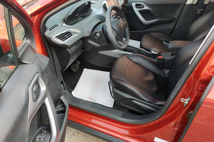 标致2008 2018款 1.6L 自动潮流版中控内饰20