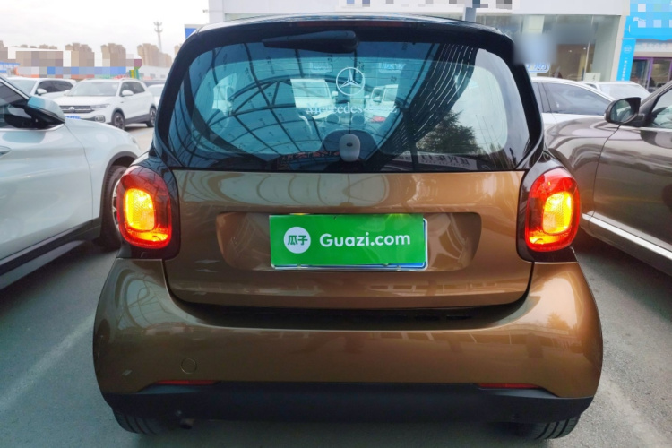 smart fortwo 2015款 1.0L 52千瓦硬顶灵动版车身外观6004