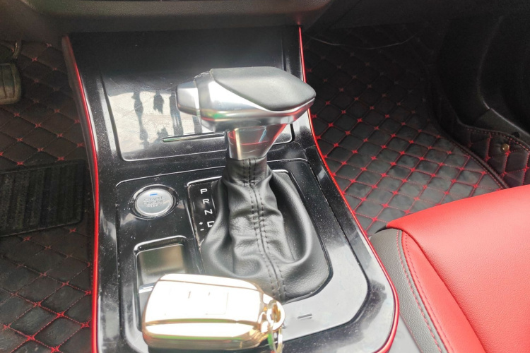 东风风神 奕炫 2021款 230T 自动追影骑士版局部细节18