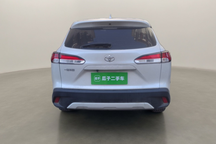 丰田 卡罗拉锐放 2023款 2.0L 先锋版车身外观6