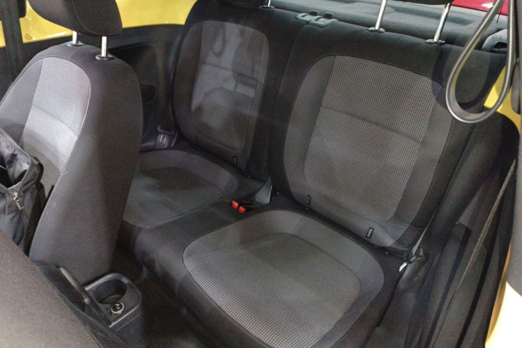 大众 甲壳虫 2015款 180TSI中控内饰21