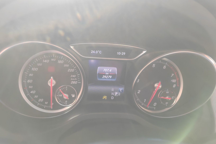 奔驰CLA 2018款 CLA 200 动感型局部细节14