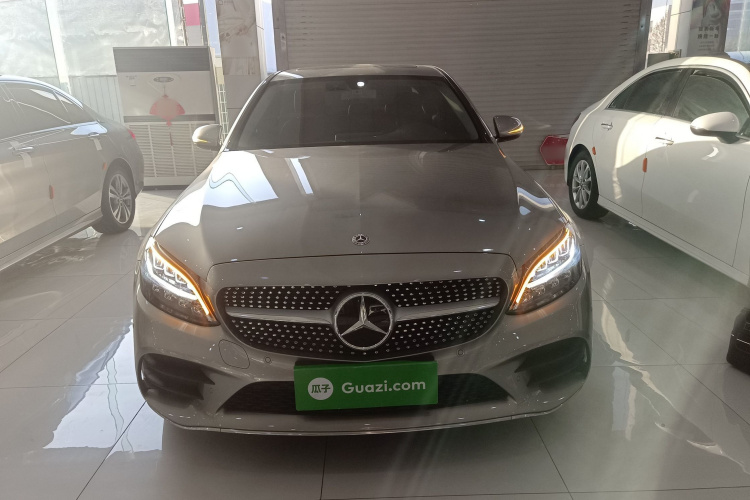 奔驰C级 2020款 C 200 L 时尚型运动版车身外观2