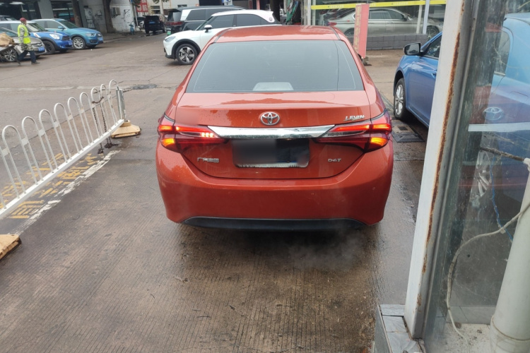 丰田 雷凌 2017款 改款 185T CVT领先版 国V车身外观6004