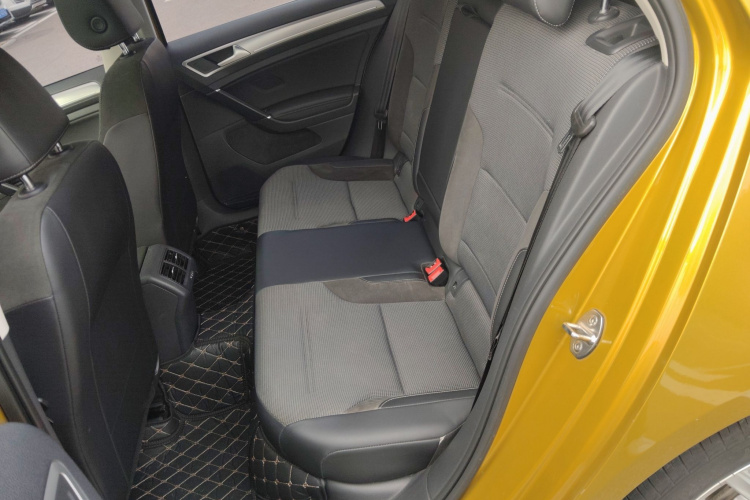 大众 高尔夫 2018款 1.6L 自动舒适型中控内饰7004