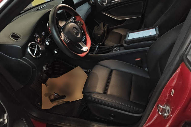 奔驰CLA 2019款 CLA 200 时尚型局部细节19