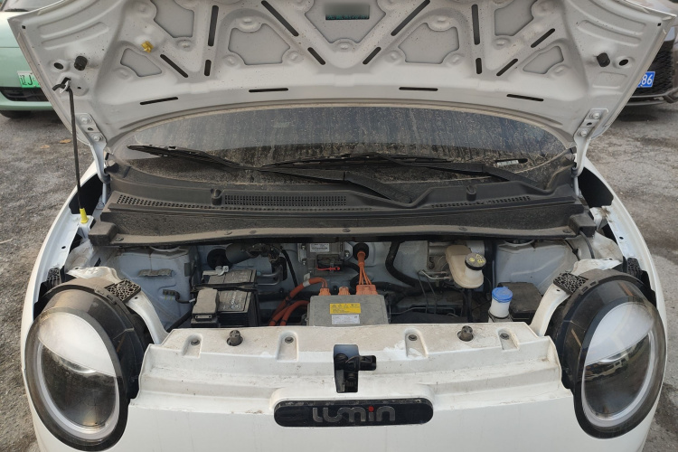 长安启源 长安Lumin 2023款 205km 香沁款机舱底盘24
