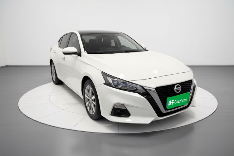 日产 天籁 2019款 2.0L XL 舒适版车身外观3