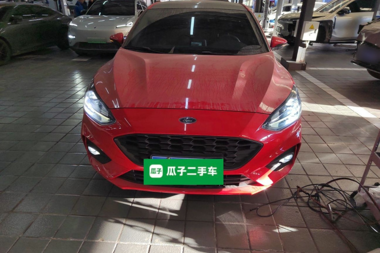 福特 福克斯 2020款 两厢 EcoBoost 180 自动ST Line车身外观6001