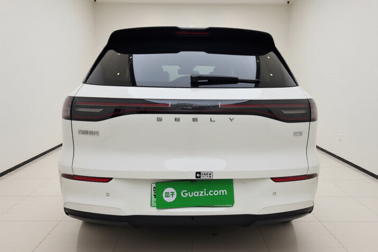 吉利银河 银河E5 2024款 530km 远航版车身外观6