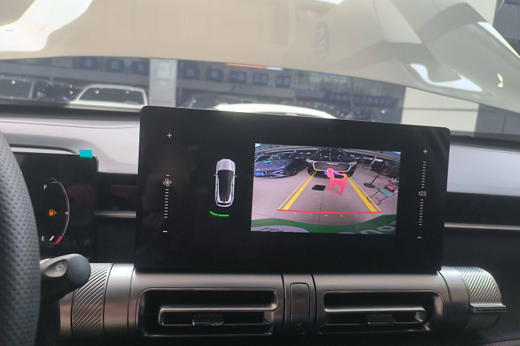 广汽传祺 影酷 2022款 1.5T 超新星版中控内饰12