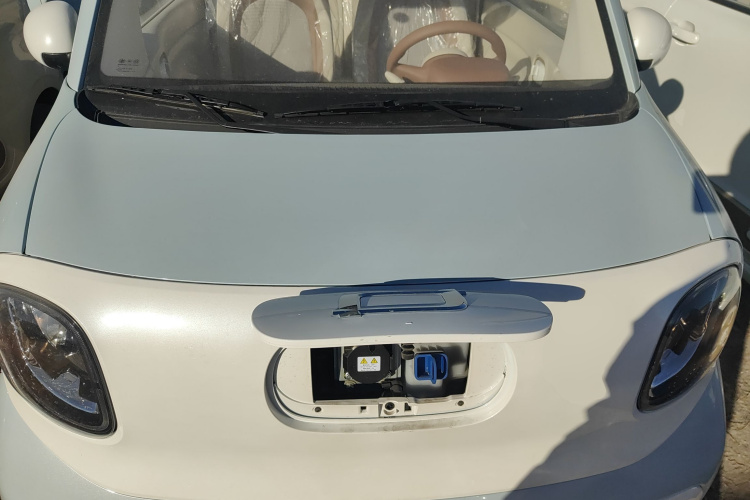 奔腾小马 2026款 222km 萌趣马 Plus机舱底盘24