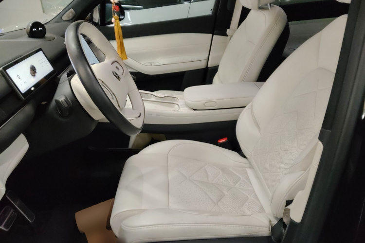 蔚来ES7 2022款 100kWh中控内饰19