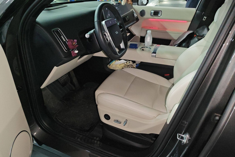 理想汽车 理想L6 2024款 Max局部细节19