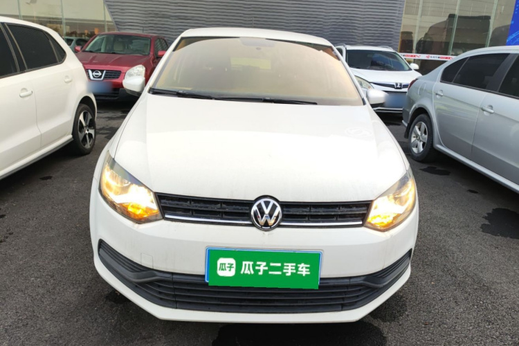 大众 Polo 2014款 1.4L 手动风尚版车身外观2