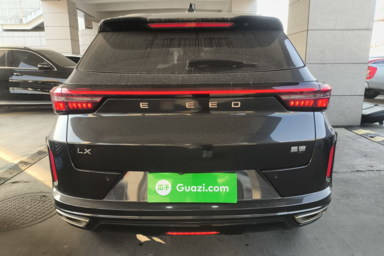 星途追风 2022款 凡尔赛版 1.6T DCT乘风起版车身外观6