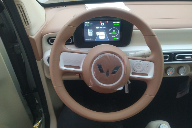 五菱汽车 宏光MINIEV 2024款 第三代 215km 青春版中控内饰13