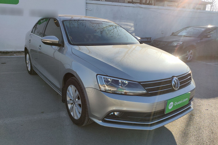 大众 速腾 2015款 1.6L 手动舒适型车身外观3