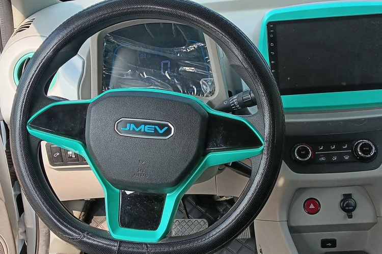 江铃集团新能源 易至EV2 2024款 201km 舒适型中控内饰7001