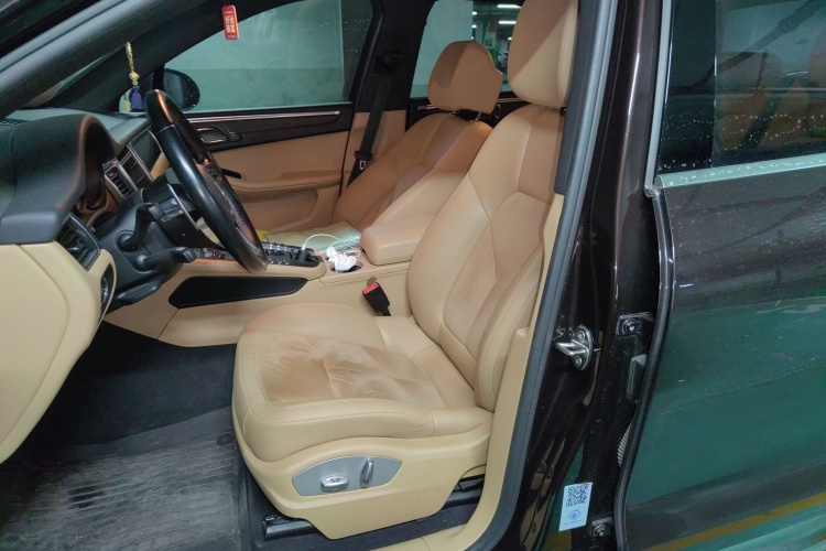 保时捷 2017款  Macan 2.0T中控内饰19