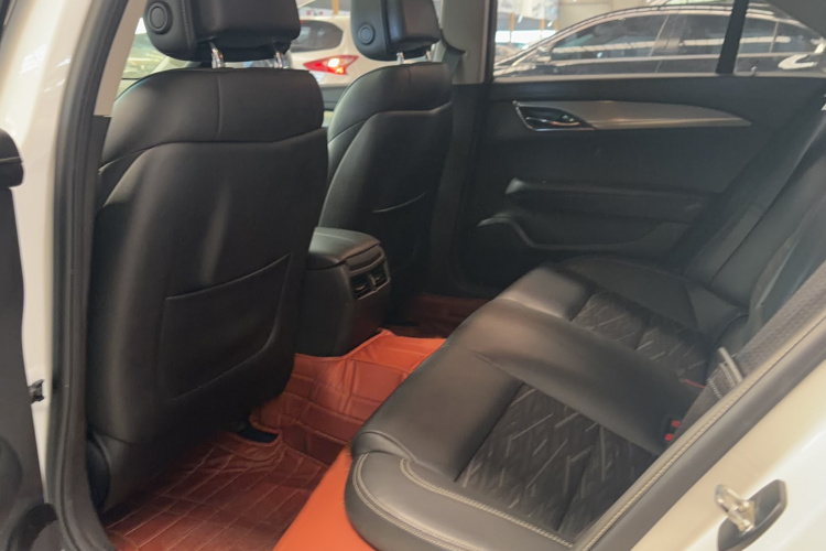 凯迪拉克ATS-L 2014款 25T 舒适型中控内饰7004