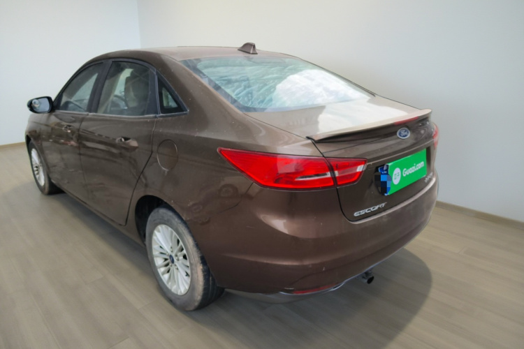 福特 福睿斯 2017款 1.5L 自动舒适型车身外观5