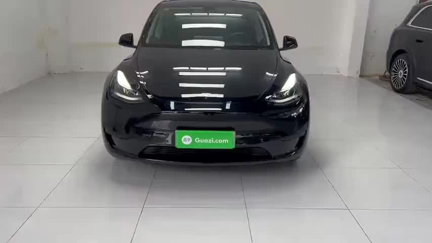 特斯拉 Model Y 2023款 后轮驱动版实拍1