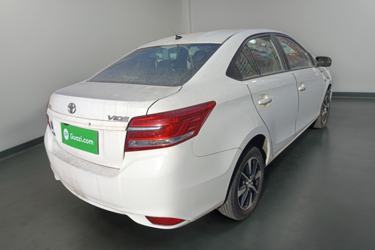 丰田 威驰 2017款 1.5L 手动创行版车身外观7