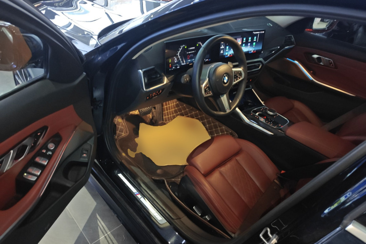 宝马3系 2023款 325Li M运动套装中控内饰20