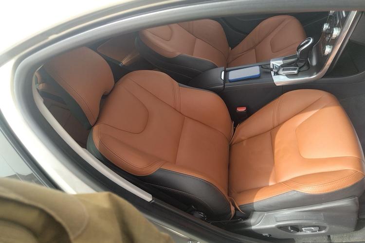 沃尔沃S60 2016款 S60L T5 智驭版局部细节41