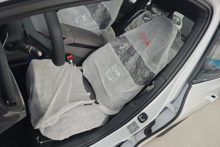 红旗天工08 2025款 605先锋版中控内饰19