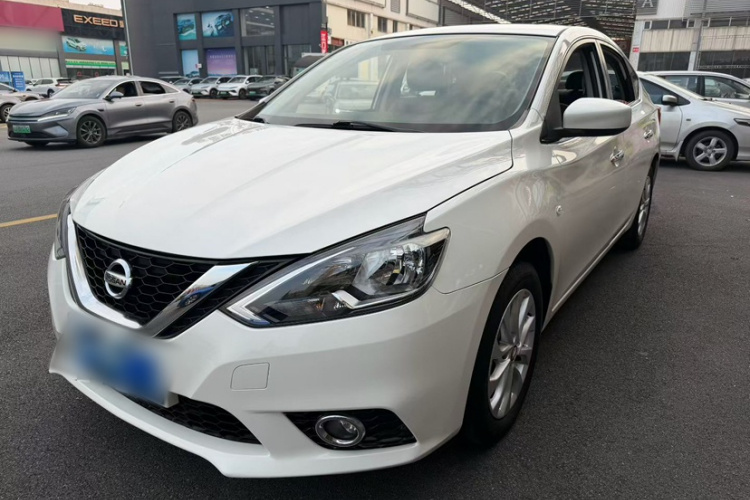 日产 轩逸 2019款 经典 1.6XL CVT豪华版车身外观1