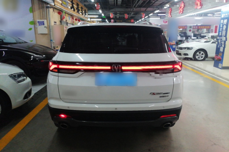 长安CS35PLUS 2021款 改款 蓝鲸NE 1.4T DCT尊贵型车身外观6