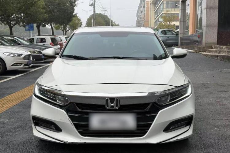 本田 雅阁 2018款 260TURBO 精英版 国VI车身外观6001