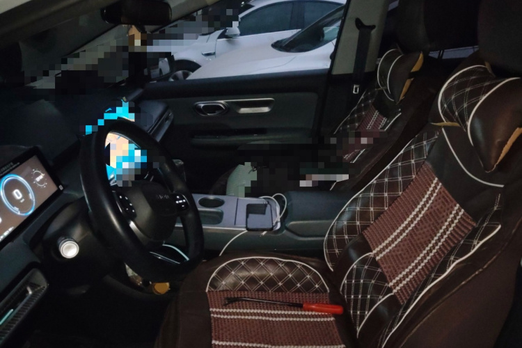 埃安 AION Y 2023款 Younger中控内饰19