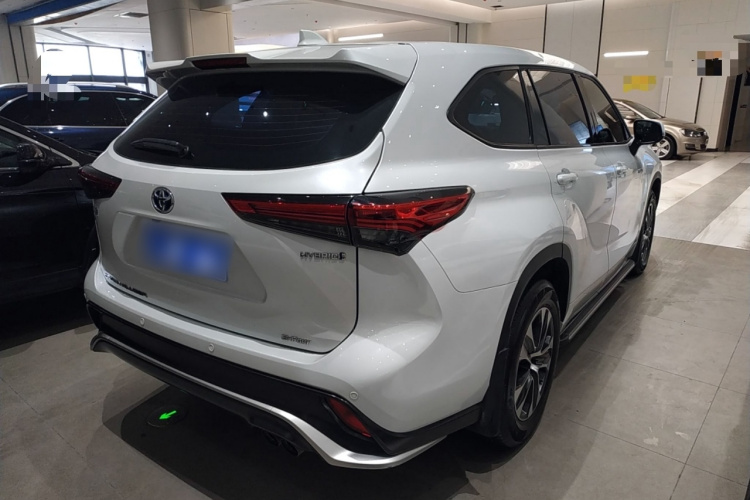 丰田 皇冠陆放 2021款 2.5L HEV四驱精英版车身外观6005