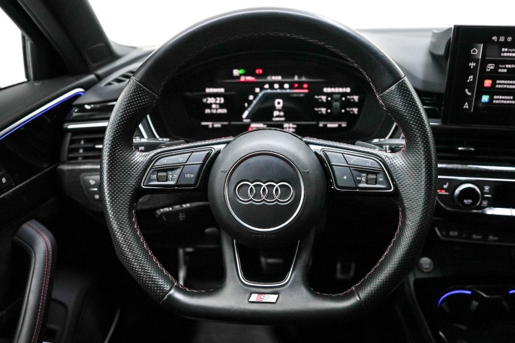 奥迪S4 2023款 S4 3.0TFSI中控内饰7003