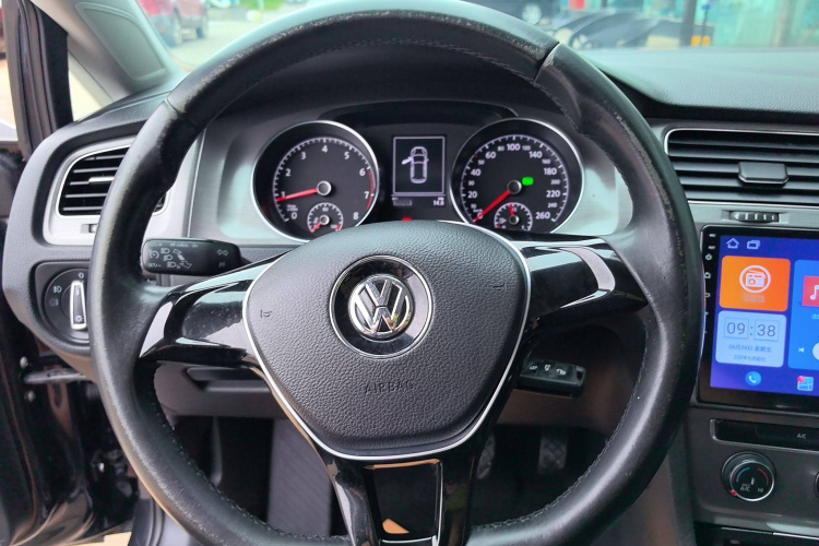 大众 高尔夫 2015款 1.6L 自动舒适型中控内饰7006