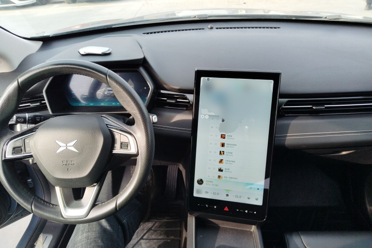 小鹏G3 2022款 G3i 520G+中控内饰12