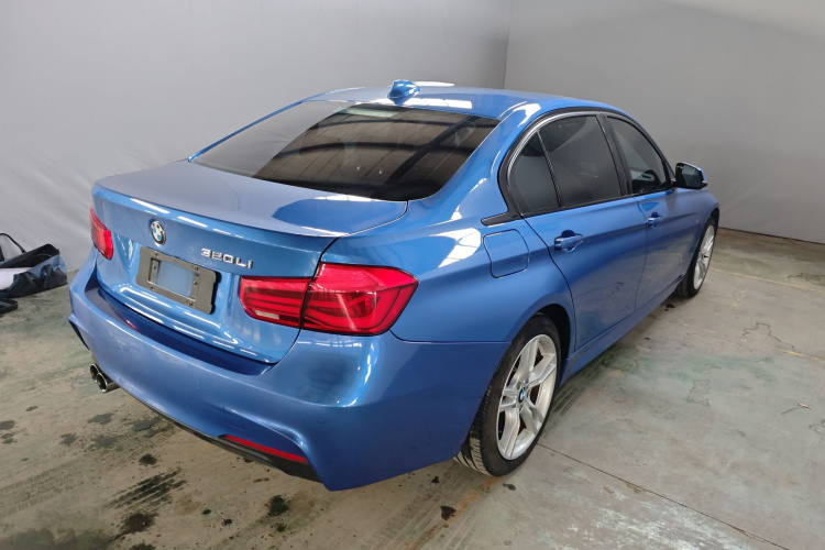 宝马3系 2018款 320Li 领先型M运动套装车身外观7