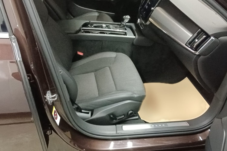 沃尔沃S90 2019款 T4 智逸版局部细节41