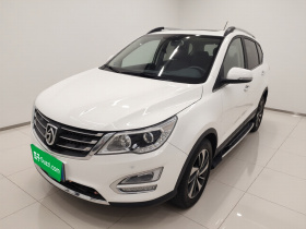 宝骏560 2015款 1.8L 手动豪华型