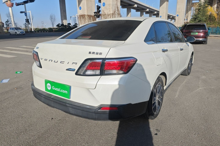 启辰D60 2018款 1.6L CVT智联精英版车身外观6005