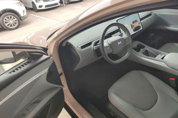 小鹏MONA M03 2024款 620 超长续航中控内饰7003