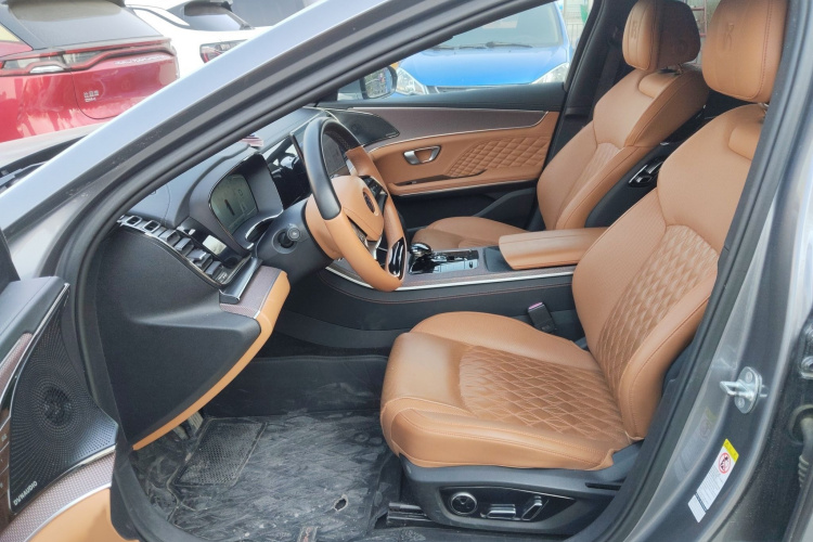 比亚迪 汉 2022款 DM-i 121KM 尊享型局部细节19